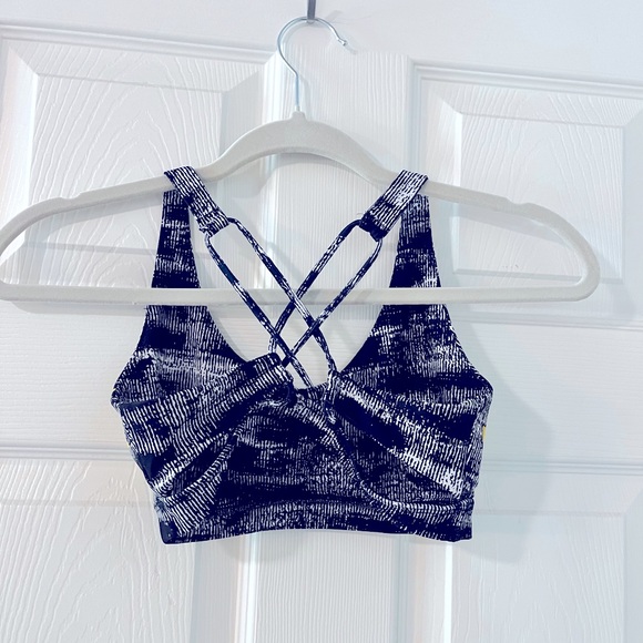 SOULCYCLE Sports Bra Size Small - Picture 2 of 3